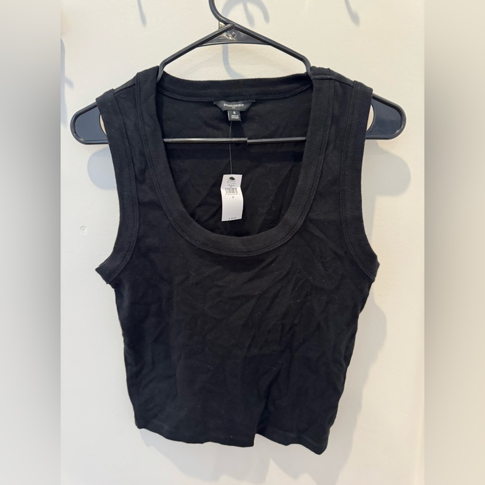 Black Sleeveless Top